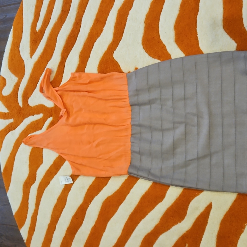 Eight Sixty Coral and Gray Sleeveless Dress - Picture 5 of 6